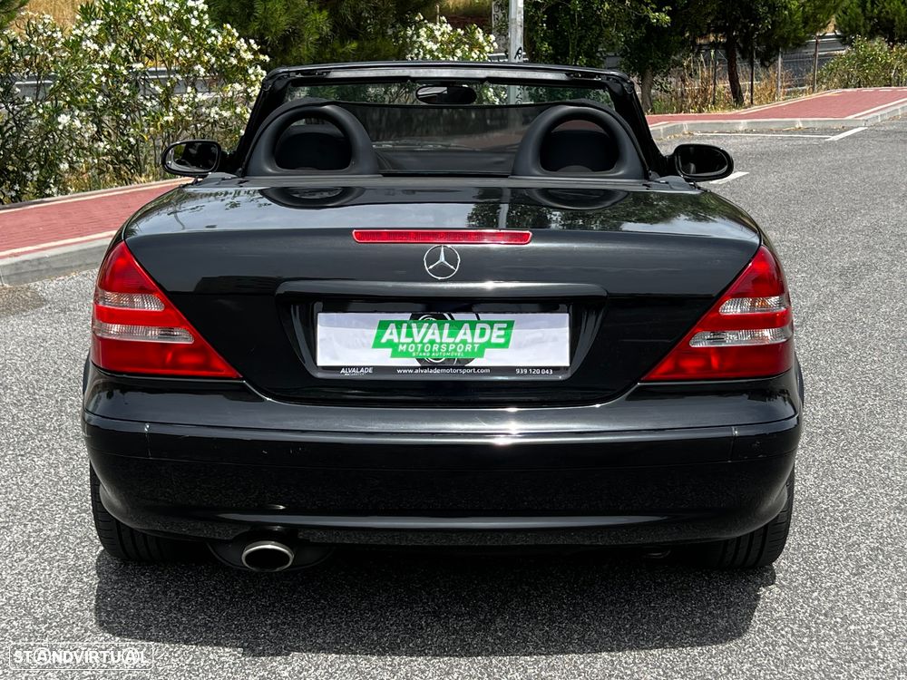 Mercedes-Benz SLK 200 - 8