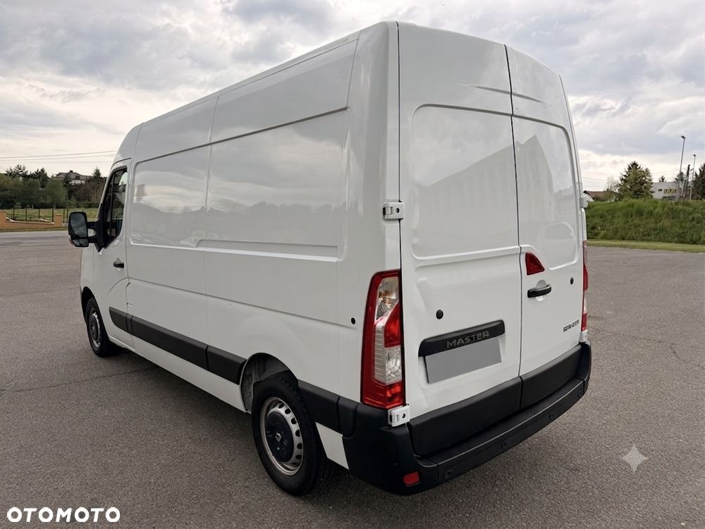Renault Master L2H2  2.3 136KM - 3