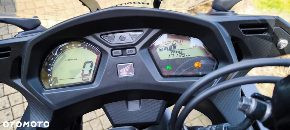 Honda CBR - 14