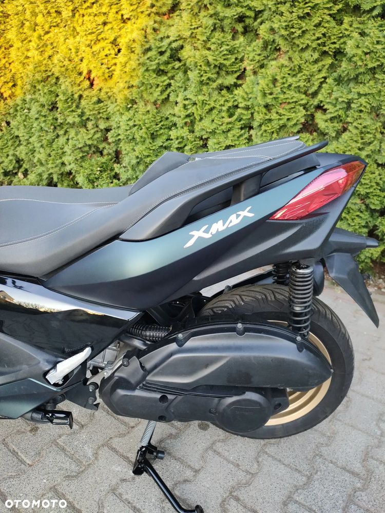 Yamaha X-max - 17