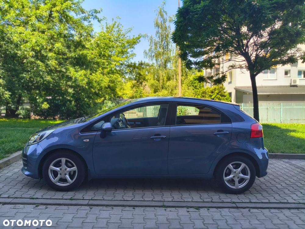 Kia Rio 1.2 M - 4
