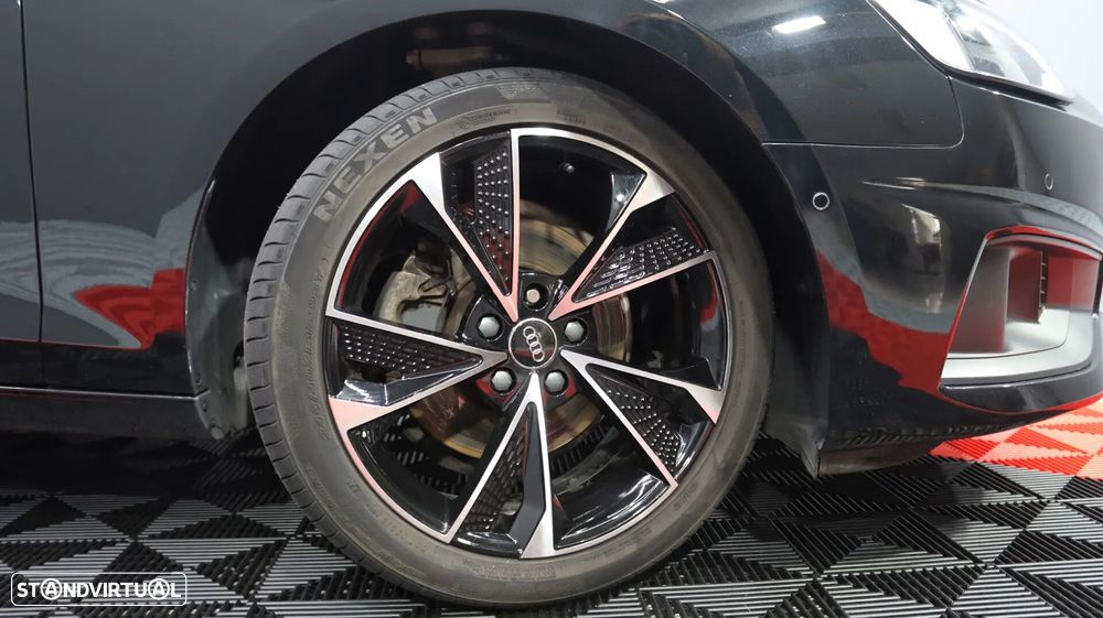 Audi A4 Avant 35 TDI S tronic - 4