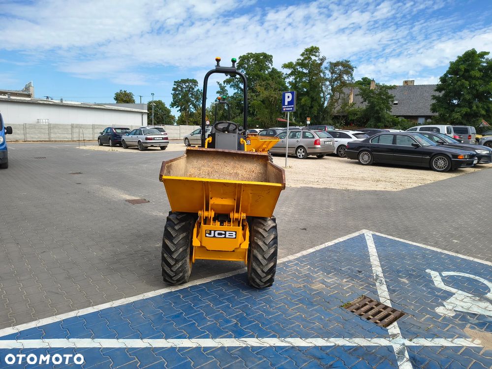 JCB 1T 2019r - 4