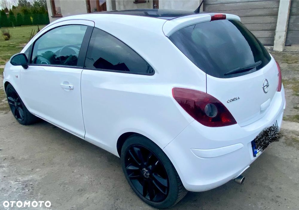 Opel Corsa 1.4 16V Sport - 3