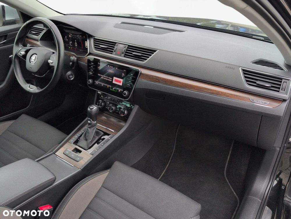 Skoda Superb 2.0 TSI 4x4 Scout DSG - 20