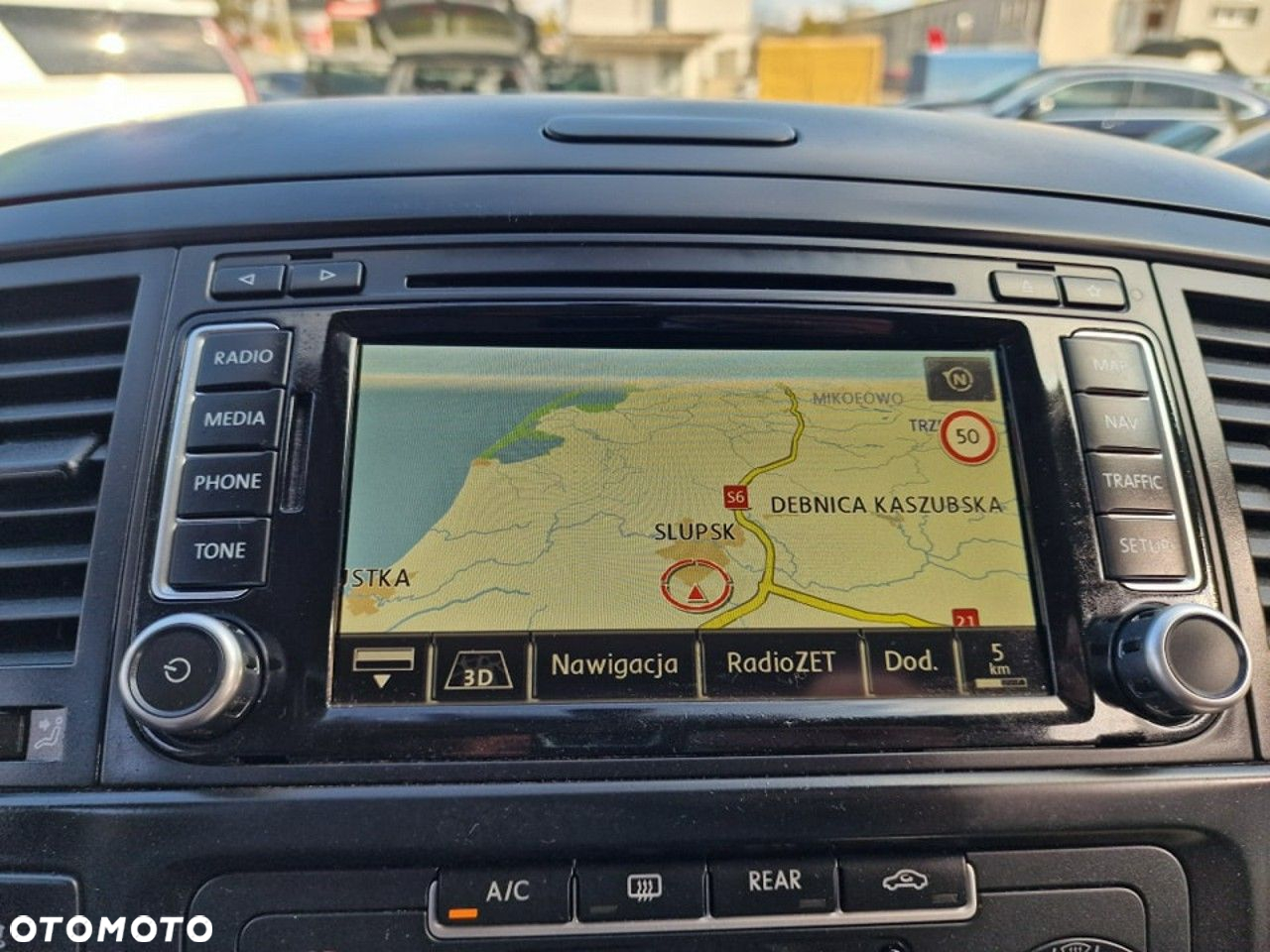 Volkswagen Multivan - 19