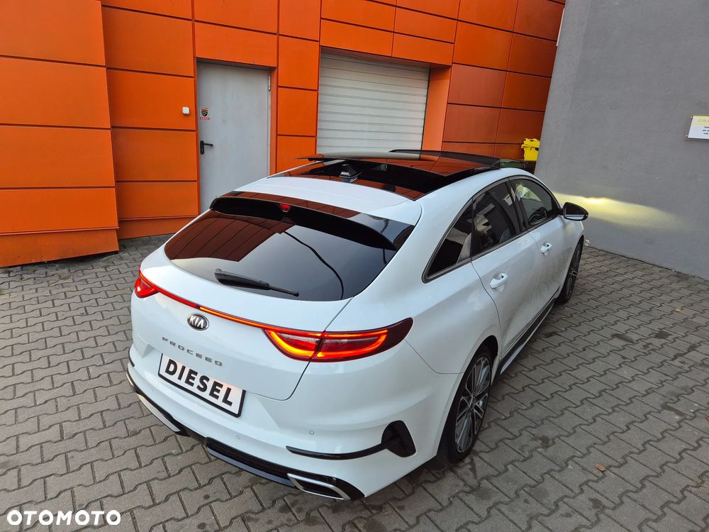 Kia ProCeed 1.6 CRDi GT Line DCT - 11