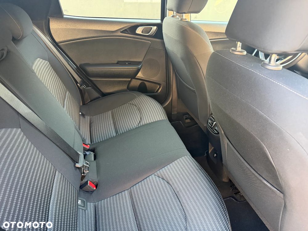 Kia XCeed 1.6 GDI PHEV L DCT - 11