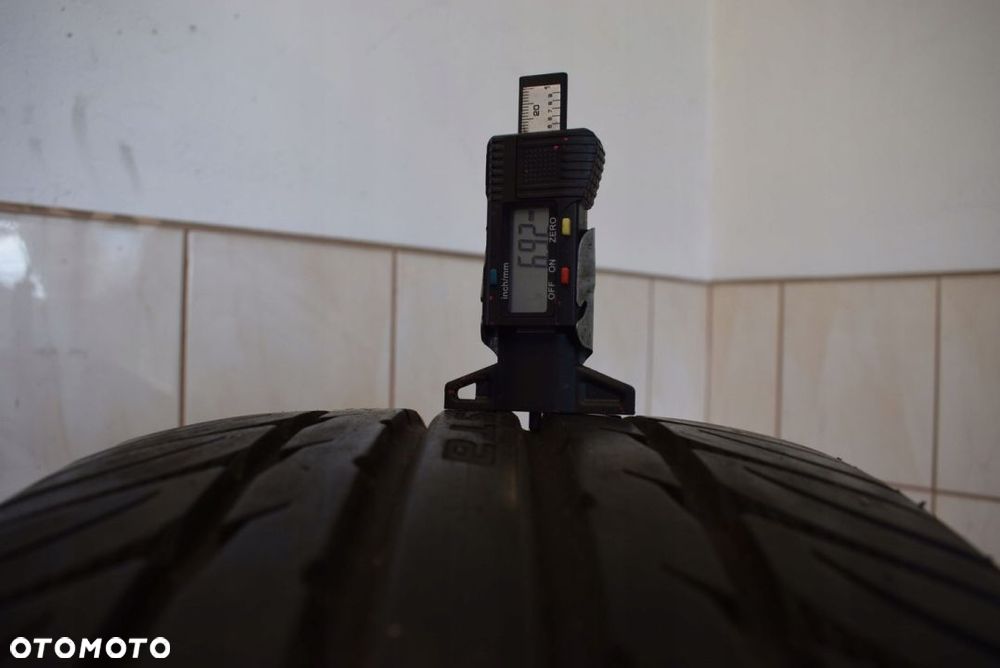 ZR19 235/35 91Y Kumho Ecsta SPT - 2