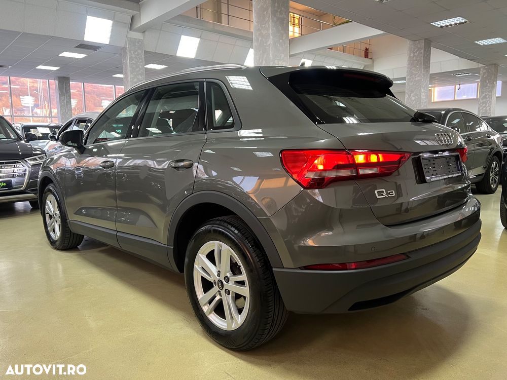Audi Q3 2.0 TDI Quattro S tronic sport - 13