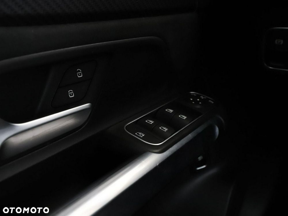 Mercedes-Benz GLB 200 d 8G-DCT AMG Line - 37