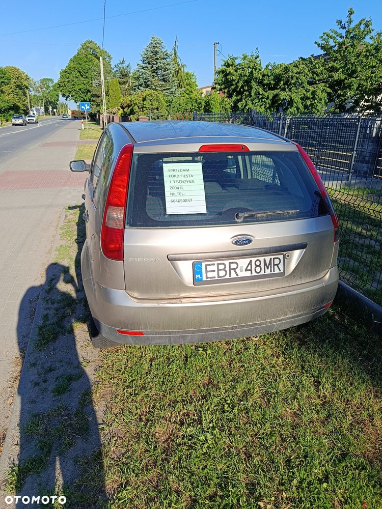 Ford Fiesta - 2