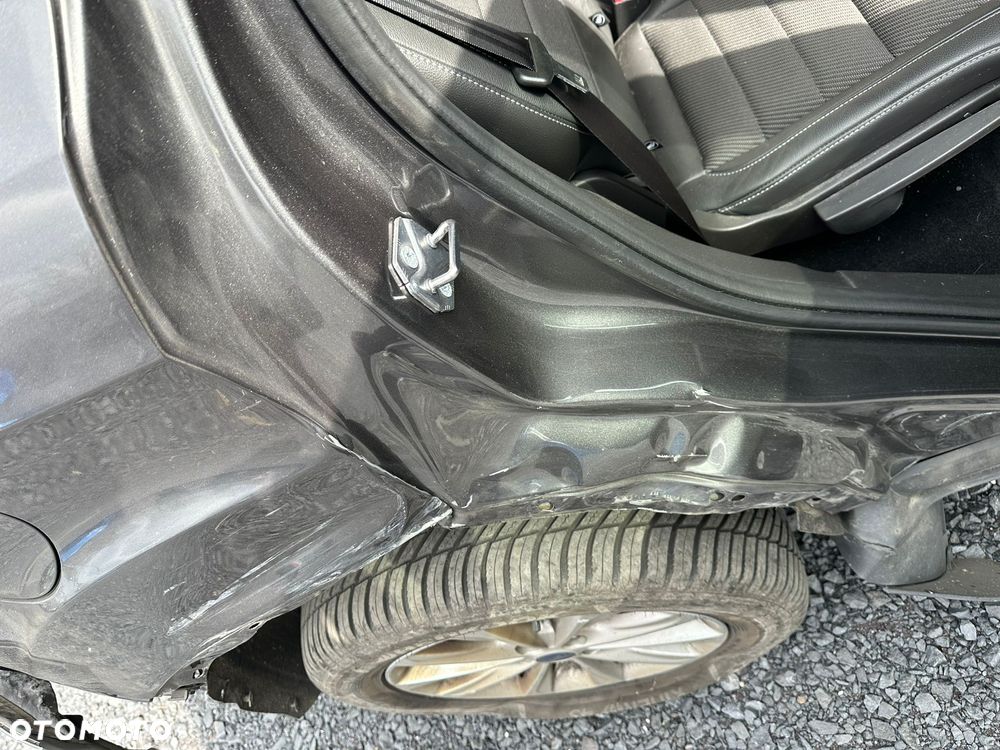 Ford Kuga 2.0 TDCi 4x4 Titanium - 26