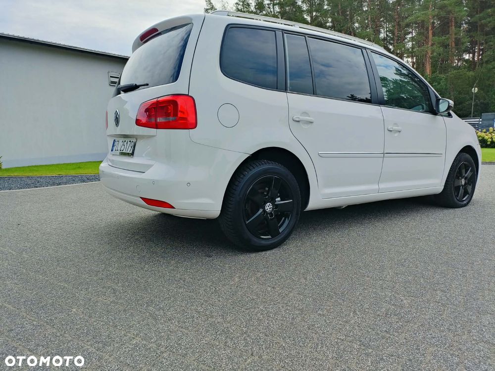 Volkswagen Touran 2.0 TDI DPF Comfortline - 8