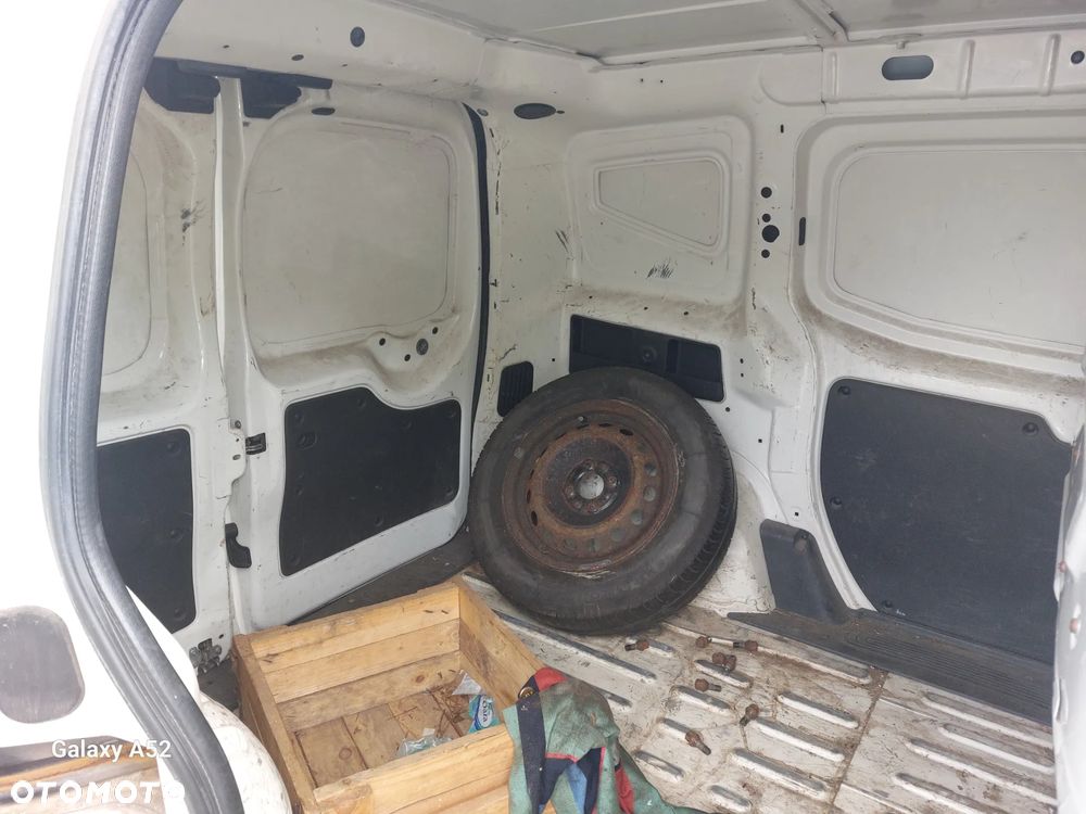 Zderzak FIAT FIORINO 1,3D 11R. maska,klapa,drzwi,lampy.... - 5