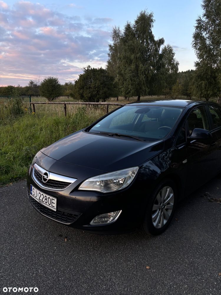 Opel Astra IV 1.6 T Cosmo - 3