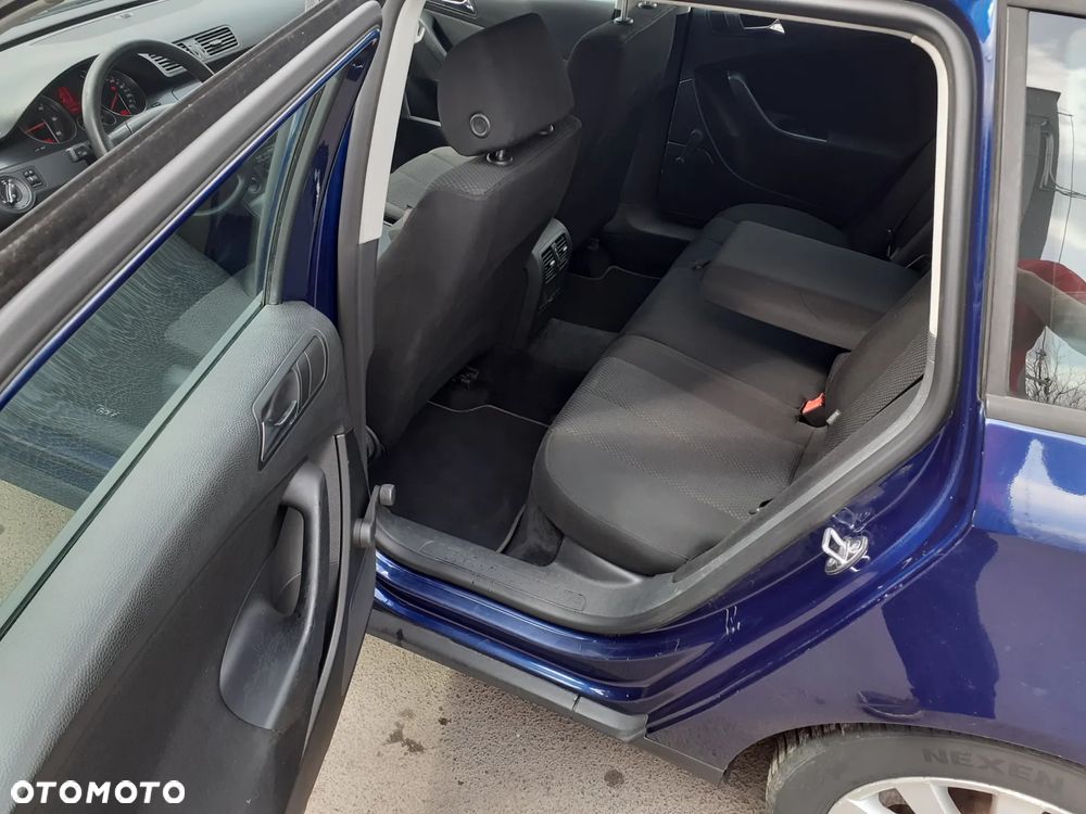 Volkswagen Passat 1.9 TDI Comfortline - 7