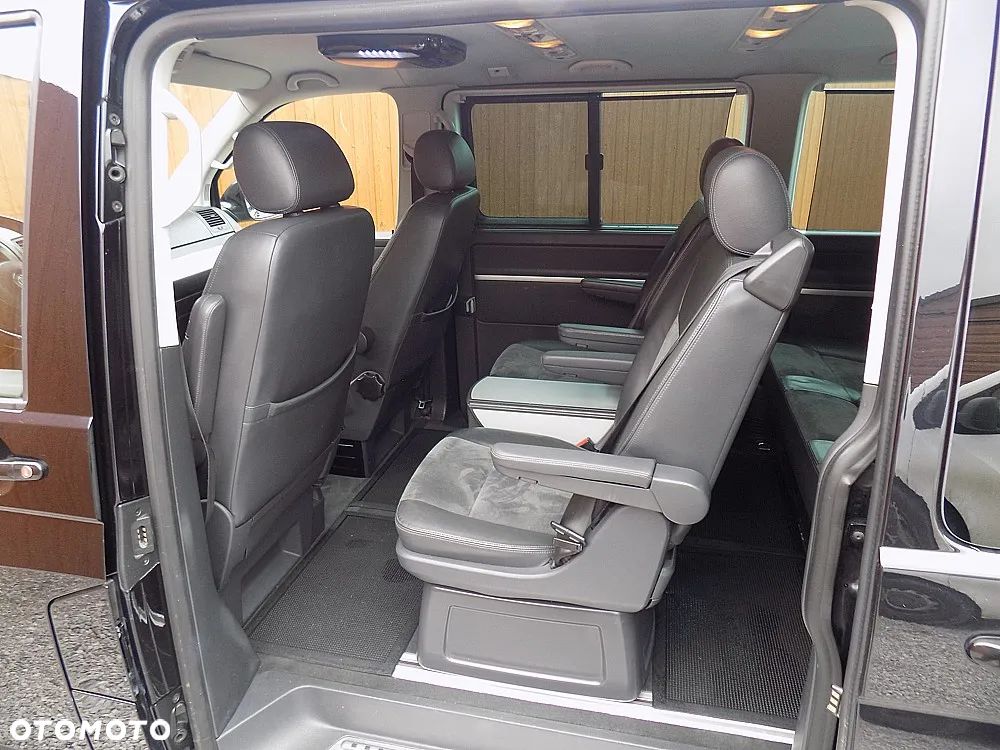 Volkswagen Multivan - 6