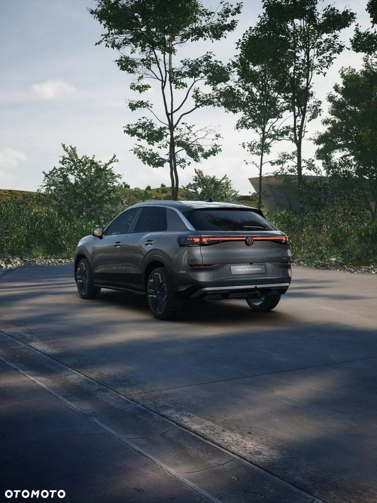 Volkswagen T-Roc - 8