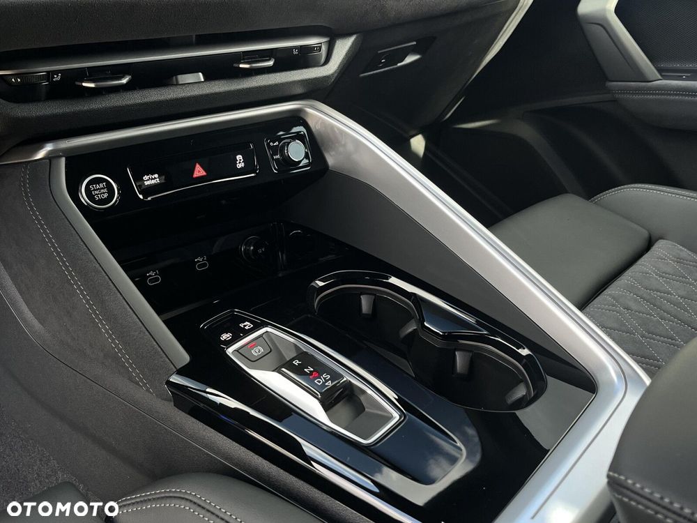 Audi Q5 Sportback - 29