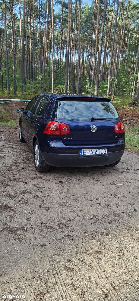 Volkswagen Golf 1.6 Trendline - 4