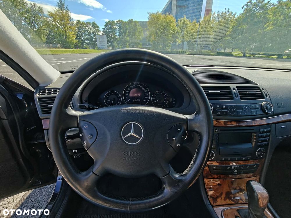 Mercedes-Benz Klasa E 200 Kompressor Automatik Elegance - 11