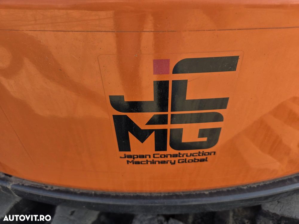 Hitachi ZX55, 2023, 879h, 5,5 tone, CUPLA RAPIDA+3 CUPE NOI, senile cauciuc 90% bune, Inst picon pe brate, A dous inst hidr pe brate, Aer conditionat, Ad sapare 5m, STARE CA NOU, posibilitate leasing-PROMOTIE 46.900 EUR+tva - 8