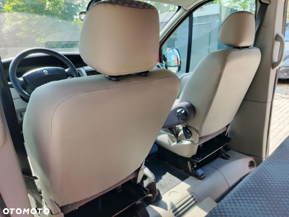 Renault Trafic L1H1 Passenger Lux - 31
