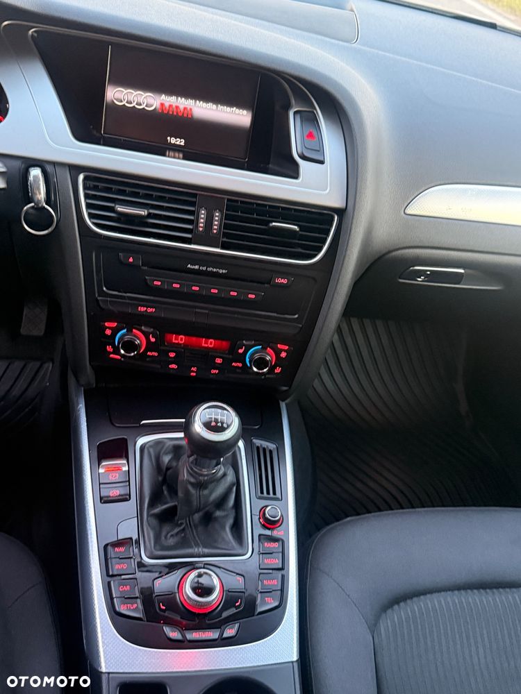 Audi A4 Avant 2.0 TDI DPF - 14