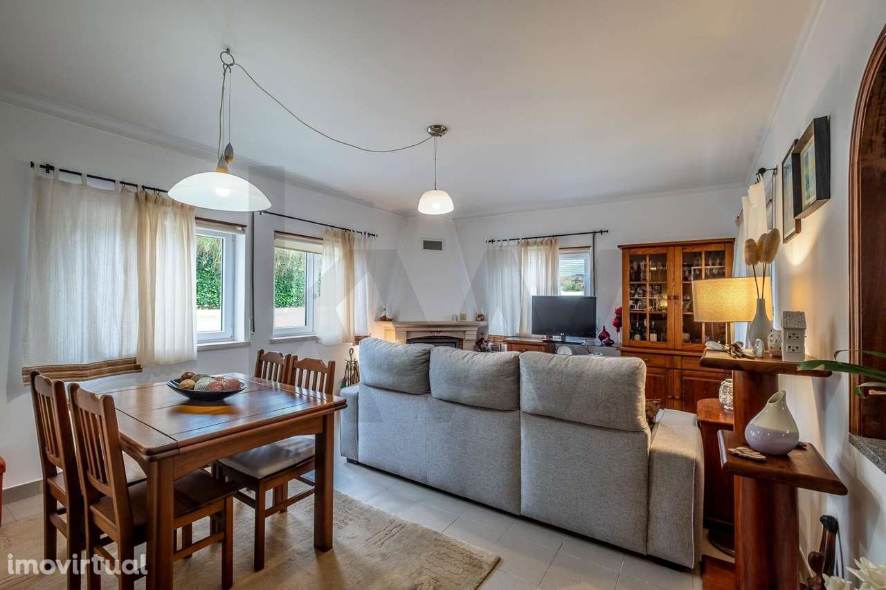 Moradia T3+1 | 10 minutos da praia | Matas – Lourinhã - Grande imagem: 2/49