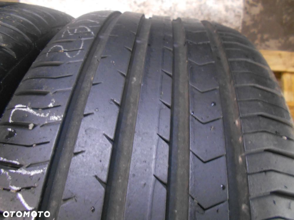 OPONY 235/55R17 CONTINENTAL CONTI PREMIUM CONTACT 5 AO DOT 0318   8MM - 4