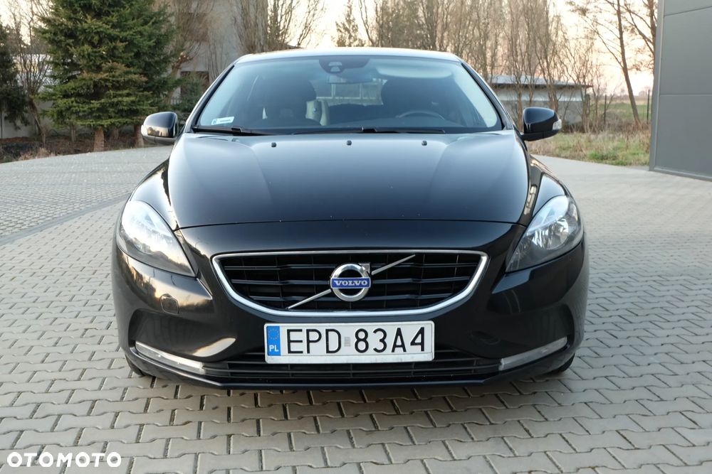 Volvo V40 D3 Geartronic Summum - 2