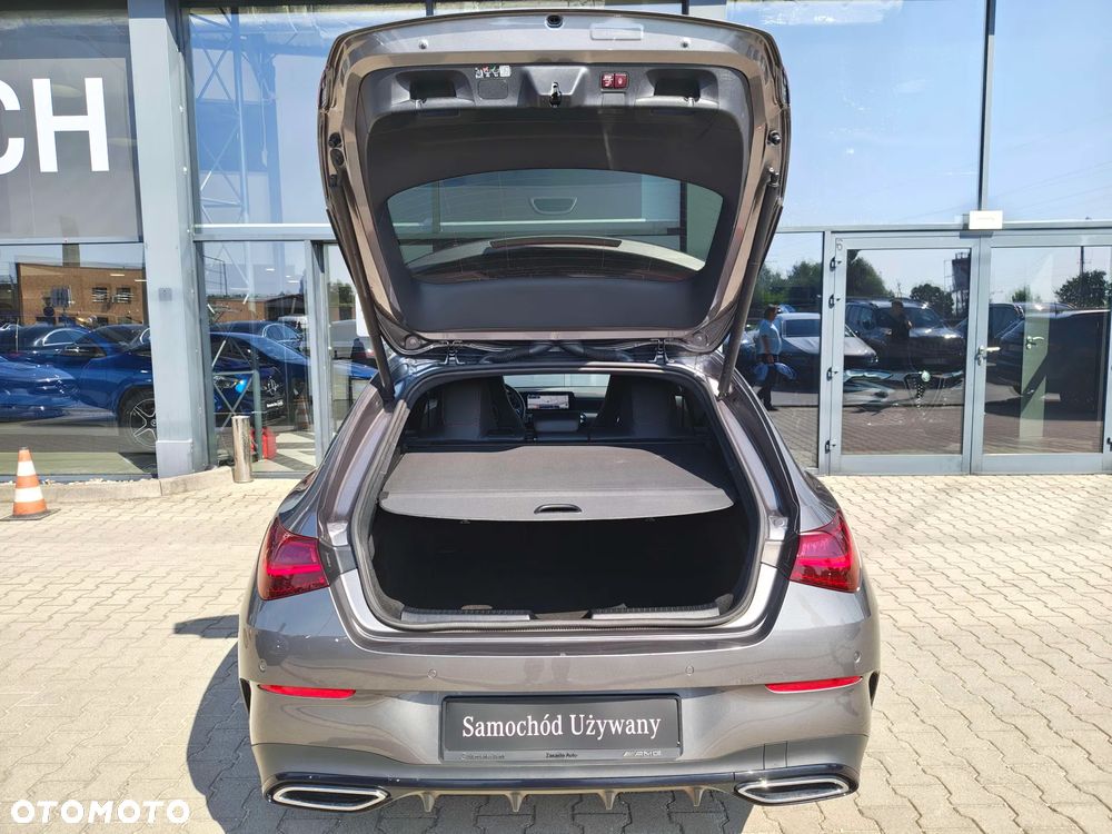 Mercedes-Benz CLA 200 mHEV AMG Line 7G-DCT - 17
