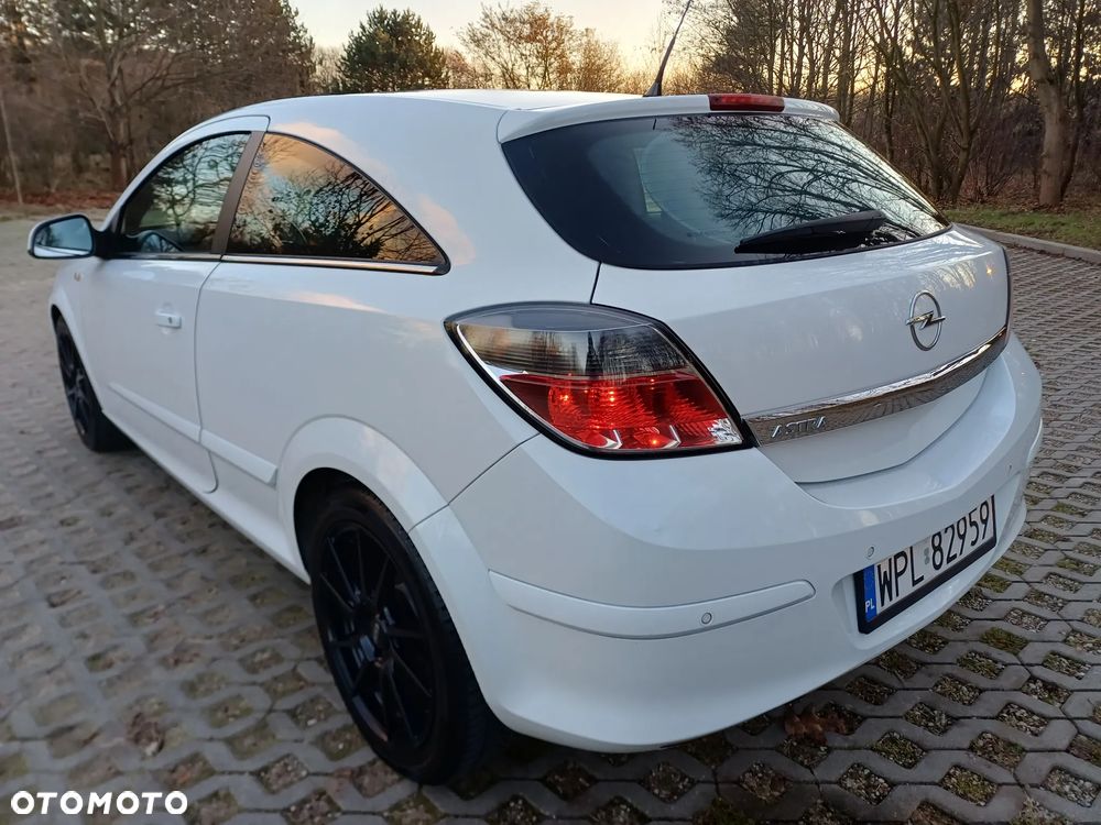 Opel Astra 1.4 Cosmo - 17