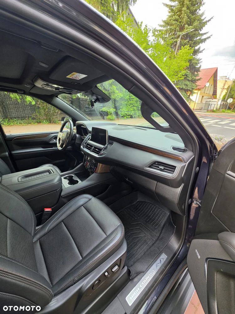 Chevrolet Tahoe - 14