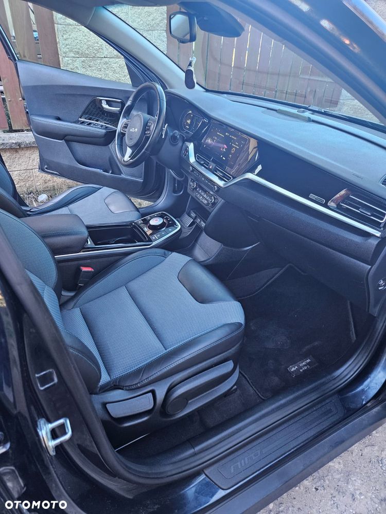 Kia Niro 64kWh L - 11