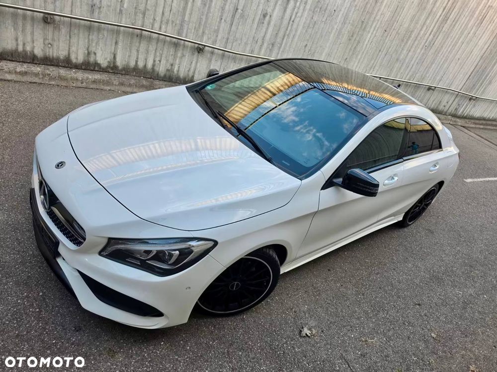 Mercedes-Benz CLA 220 4Matic 7G-DCT AMG Line - 4