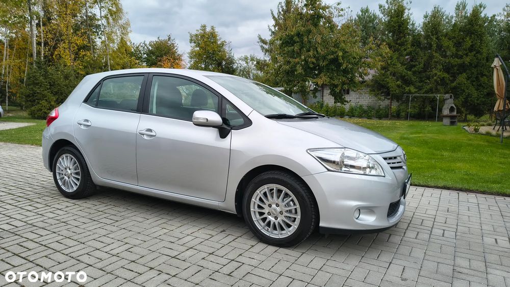 Toyota Auris - 5