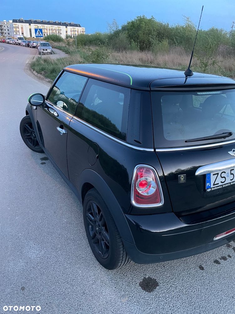 MINI ONE Standard - 14