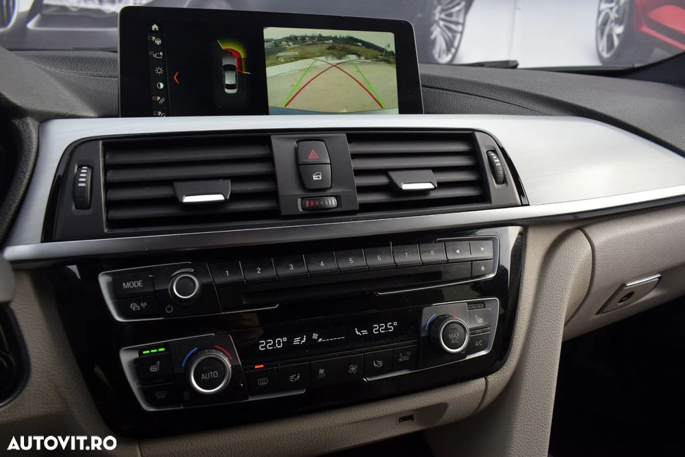 BMW Seria 3 320i xDrive Aut. Luxury Line - 18