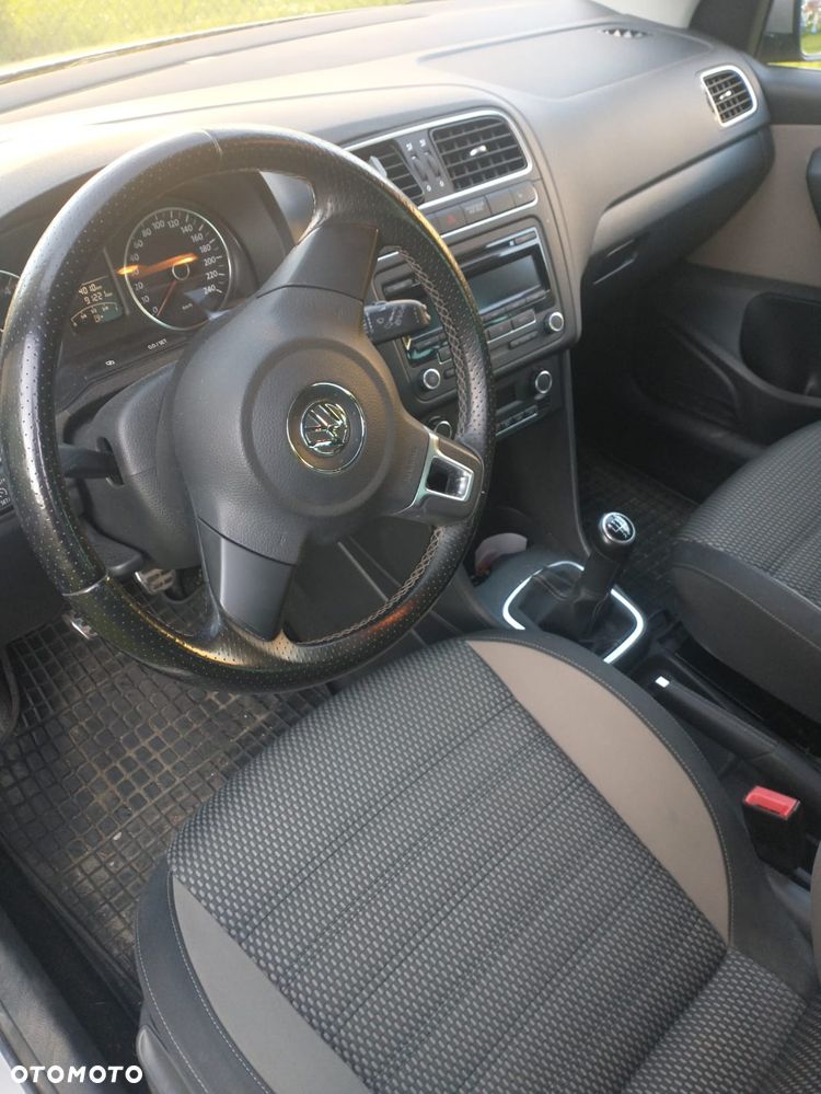Volkswagen Polo 1.6 TDI Cross - 6