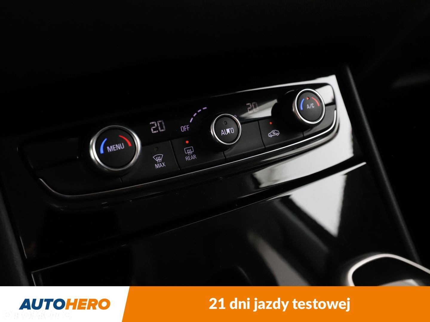 Opel Grandland X 1.2 T GPF Design Line S&S - 25