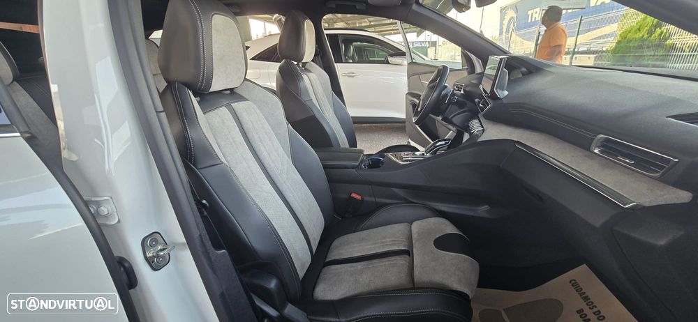 Peugeot 3008 1.6 Hybrid GT e-EAT8 - 23