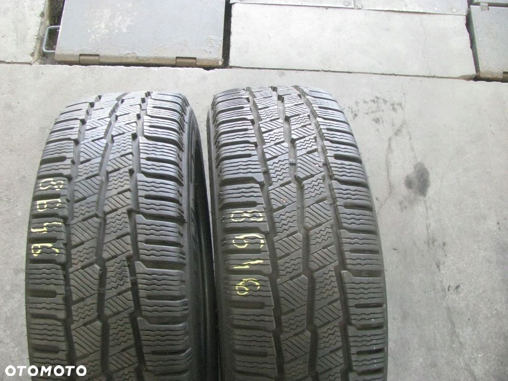 Opona zimowa Michelin Agilis Alpin 215/65R16 109 R