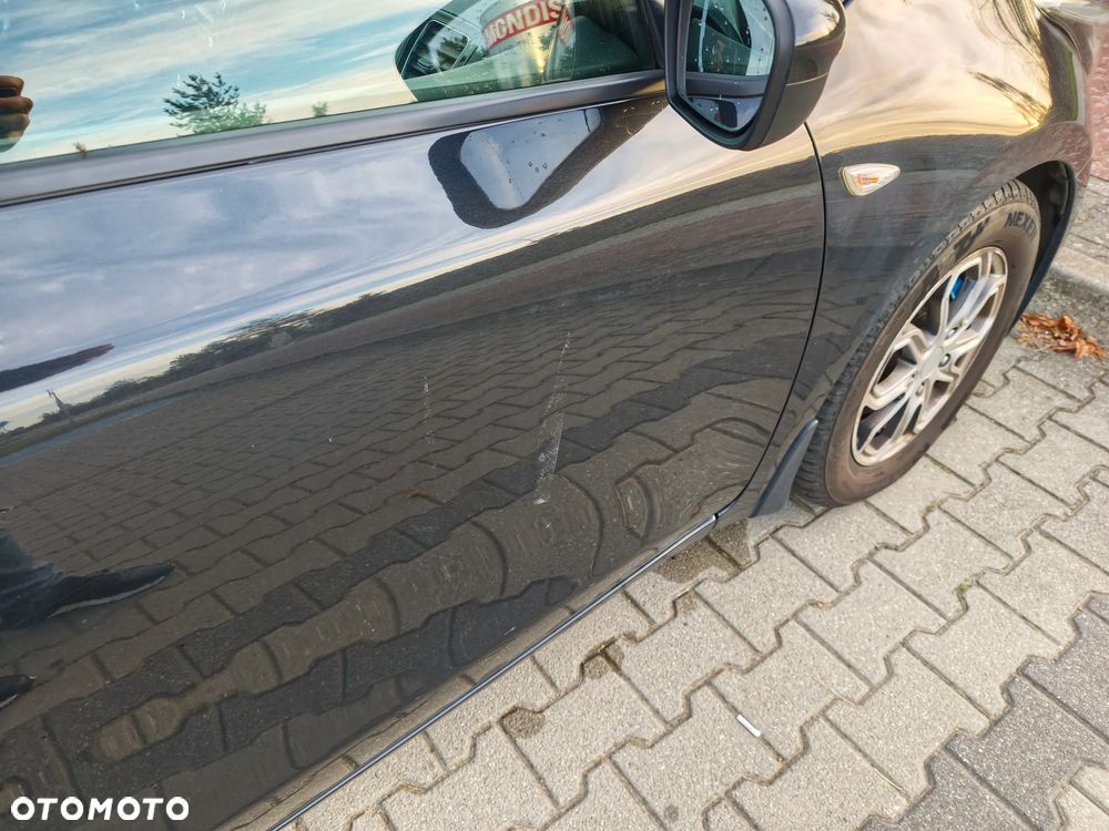 Kia Ceed - 22