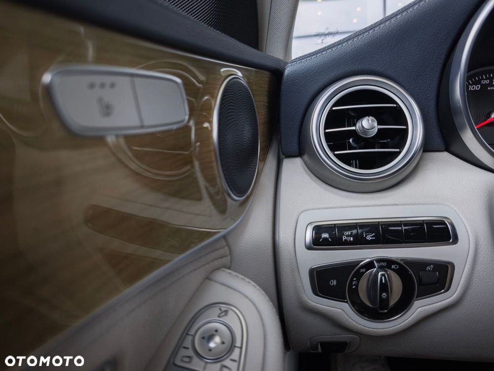 Mercedes-Benz Klasa C 220 (BlueTEC) d 7G-TRONIC - 20