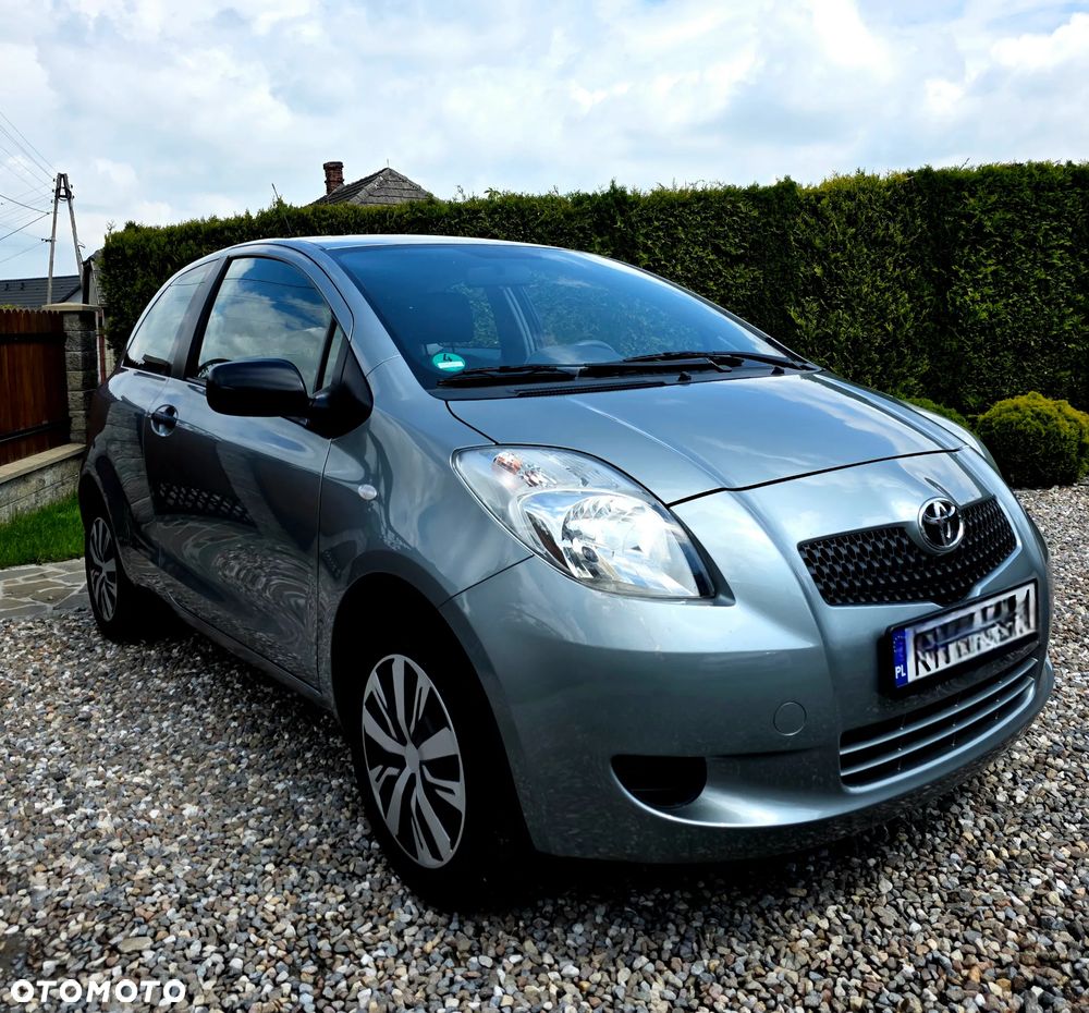 Toyota Yaris 1.0 Terra A/C - 28