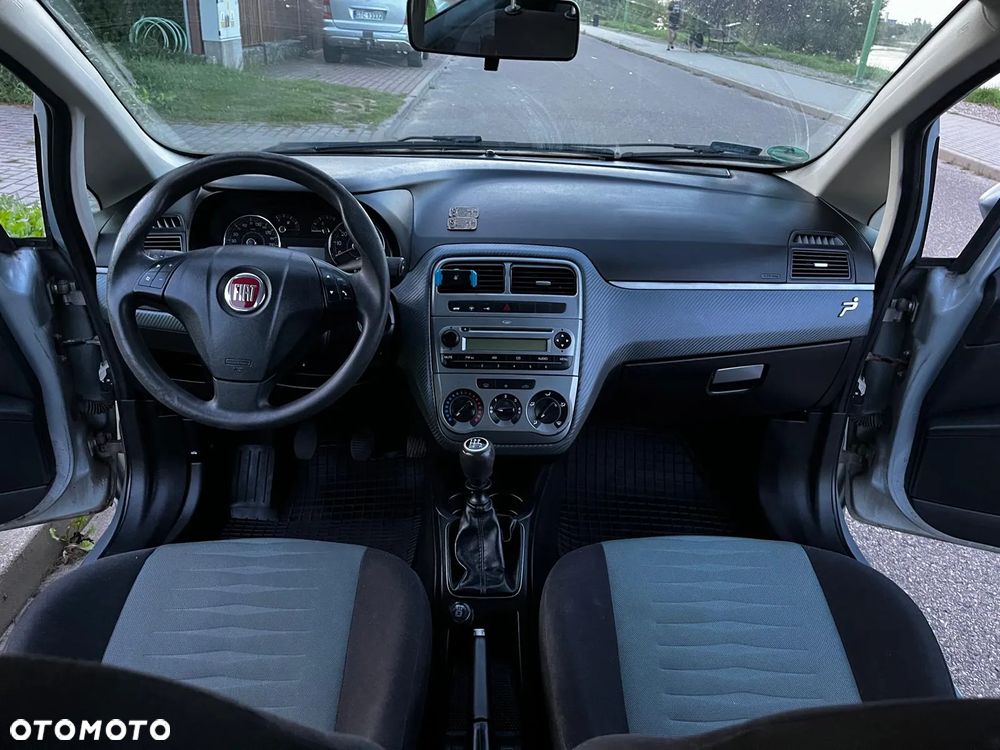 Fiat Grande Punto - 5