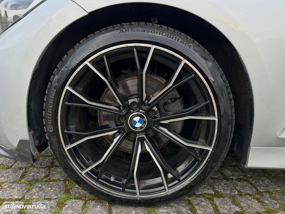 BMW 320 d Line Sport - 29