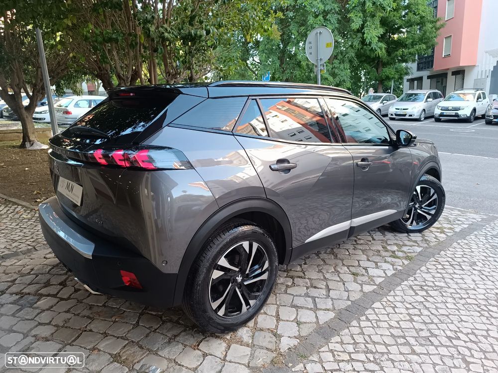 Peugeot 2008 PureTech 130 EAT8 GT - 3